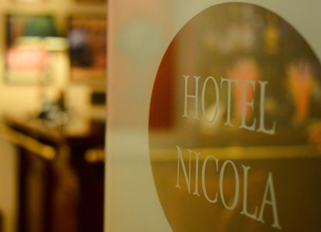 אתונה Nicola Hotel מראה חיצוני תמונה
